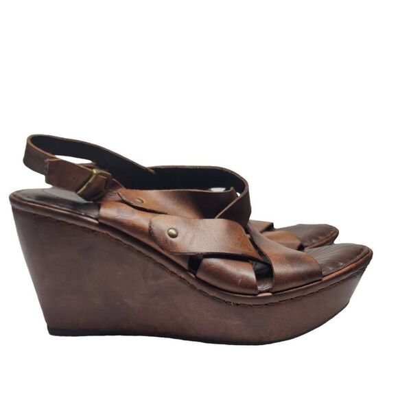Born Brown and Cream Wedges - Picture 8 of 13